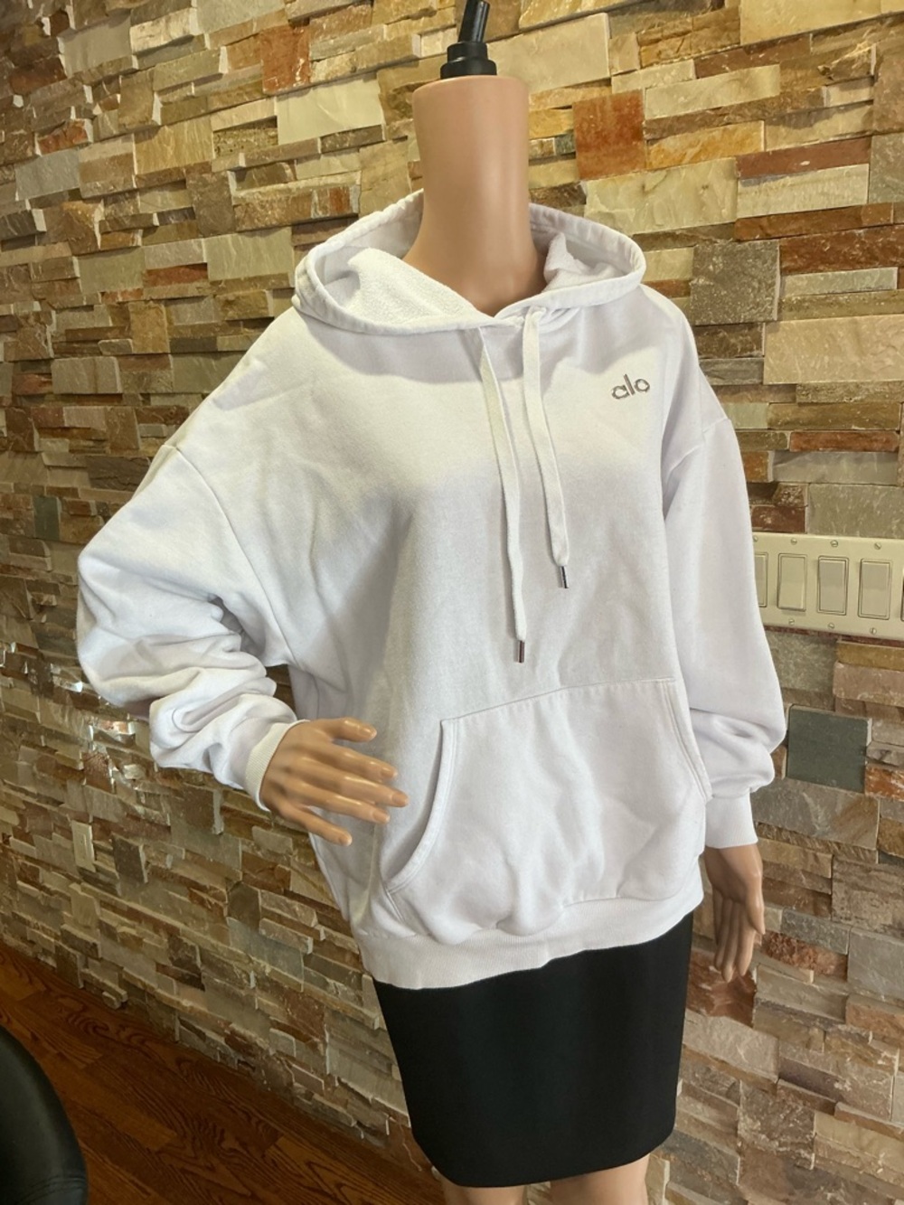 ALO Yoga Accolade Pullover Hoodie While Women’s Size M Sleeve. - Picture 4 of 7